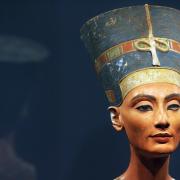 Ma perché le statue egizie hanno quasi sempre il naso rotto? La risposta è sorprendente!
