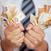 Chi guadagna quanto: se scoprire gli stipendi altrui fa bene all'umore