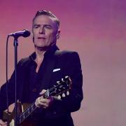 Se Bryan Adams  racconta una bellissima storia. Per musica e immagini