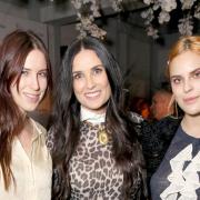 Demi Moore: la foto con le figlie per parlare di amore e condivisione