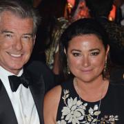 Pierce Brosnan e la meravigliosa dedica romantica alla moglie