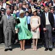 Re Carlo ha invitato Harry e Meghan alla sua incoronazione