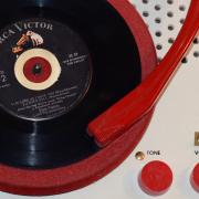 Gli italiani? Preferiscono il vinile!