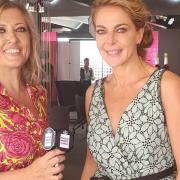 Dal burraco alle poesie della grande Alda Merini. Venezia 77 ci regala una chiacchierata con la vulcanica Claudia Gerini.