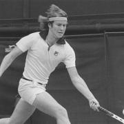Il grande John McEnroe legge le regole del tennis per aiutare gli insonni ad addormentarsi