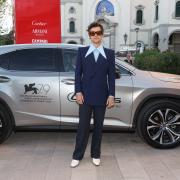 Fascino, bellezza e talento. Lexus sfila sul red carpet di Venezia insieme ad artisti internazionali