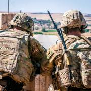 la Turchia pronta all'attacco contro in curdi in Siria, Trump annuncia il ritiro delle truppe USA.