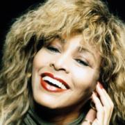 Tina Turner: guarda il video di Something Beautiful (2023 Version)
