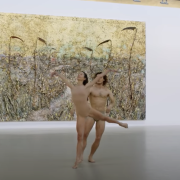 Danza ed emozioni: il balletto mozzafiato alla galleria d'arte