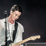 22 novembre 1998: Alanis Morissette al primo posto in classifica