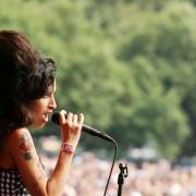Amy Winehouse avrebbe dovuto scrivere la canzone principale per un film di James Bond