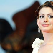 Anne Hathaway buon compleanno