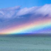 Arcobaleno piatto: il rarissimo fenomeno appare nei cieli inglesi