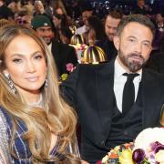 Ben Affleck ai Grammy è più triste che mai. E si scatenano le battute in rete