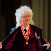Brian May nominato cavaliere da Re Carlo