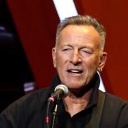 Bruce Springsteen torna sul palco a sorpresa: il video