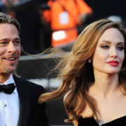 Anche Angelina Jolie e Brad Pitt in tribunale. Ecco perché
