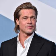 Brad Pitt, divo dal cuore d'oro. Distribuisce cibo in incognito nelle zone disagiate di Los Angeles