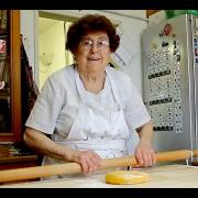 Le nonne italiane e la loro pasta conquistano il web