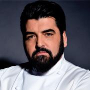 Buon compleanno Antonino Cannavacciuolo