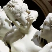 Il bianco Canova illumina Milano