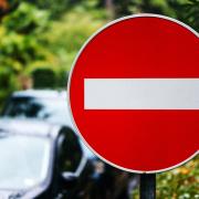 Cartelli  dedicati a Google Maps in Sardegna:  Non seguite le indicazioni! 