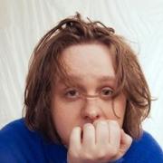 Lewis Capaldi pubblica Pointless