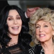 Cher ricorda l'amata madre Georgia