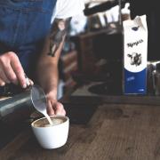 Dal caffè pagato 50 euro alla coda chilometrica davanti una nota catena di arredamento: cronache dalla riapertura