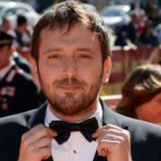Cesare Cremonini: un migliaio di ragazzi canta una sua hit a Times Square. Il video
