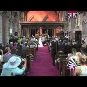 Flash mob al matrimonio? Il vicario dice sì