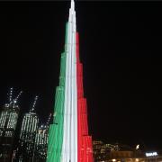 Il mondo intero si colora di verde bianco e rosso per far sentire tutta la sua solidarietà all'Italia!