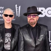 Dave Stewart degli Eurythmics suona per la figlia all'audizione per un talent show: il bellissimo video