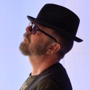 Dave Stewart lancia un nuovo progetto musicale e cinematografico: i primi video