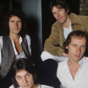 15 novembre 1987: i Dire Straits vendono oltre 3 milioni di copie nel Regno Unito