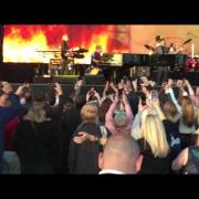 George Michael: il tributo di Elton John alla prima del suo tour. Guarda il video!