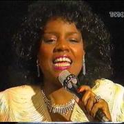 Gloria Gaynor - Can't take my eyes off of you