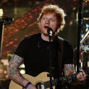 Ed Sheeran nel ruolo di Dido: il video