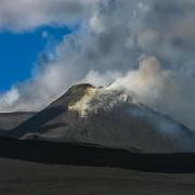 Un cuore di buon auspicio: la foto dell'Etna che è il più bel messaggio di speranza della settimana