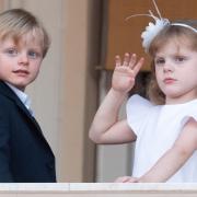 I gemellini di Monaco in vacanza: la foto postata dalla principessa Charlene