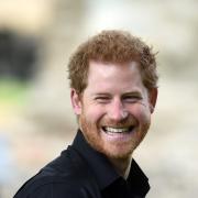 Lasciate il lavoro se non vi dà gioia: le parole del Principe Harry tra approvazione e polemiche