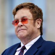 Elton John pronto per il ritiro? "Di applausi ne ho ricevuti abbastanza. Mi dedicherò alla mia famiglia"