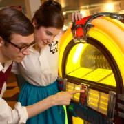 Il jukebox entra in funzione: è il 23 novembre  1890