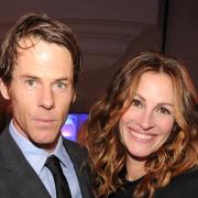 Julia Roberts e il gioioso selfie col marito per l'anniversario di nozze