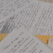 Ma quale mail! Gli italiani amano ancora le lettere di carta...