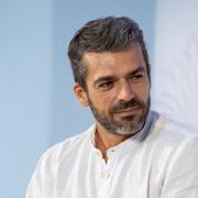 Luca Argentero e quella foto che racconta tutto l'amore di un padre