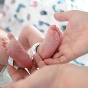 Un segno di speranza e ottimismo: è nata Giulia, la figlia del paziente 1 in Italia