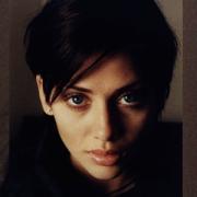 Natalie Imbruglia: non ci crederete, ma torna con nuova musica!