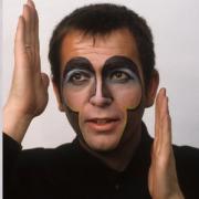 Se Peter Gabriel registra di nuovo una grande hit degli anni 80 con un cast spettacolare