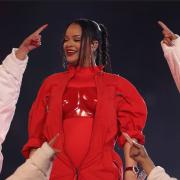 Rihanna mostra finalmente il figlio